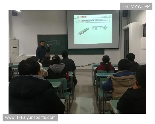 举重训练营组织技术观摩与现场示范提升教学透明度，举重训练内容